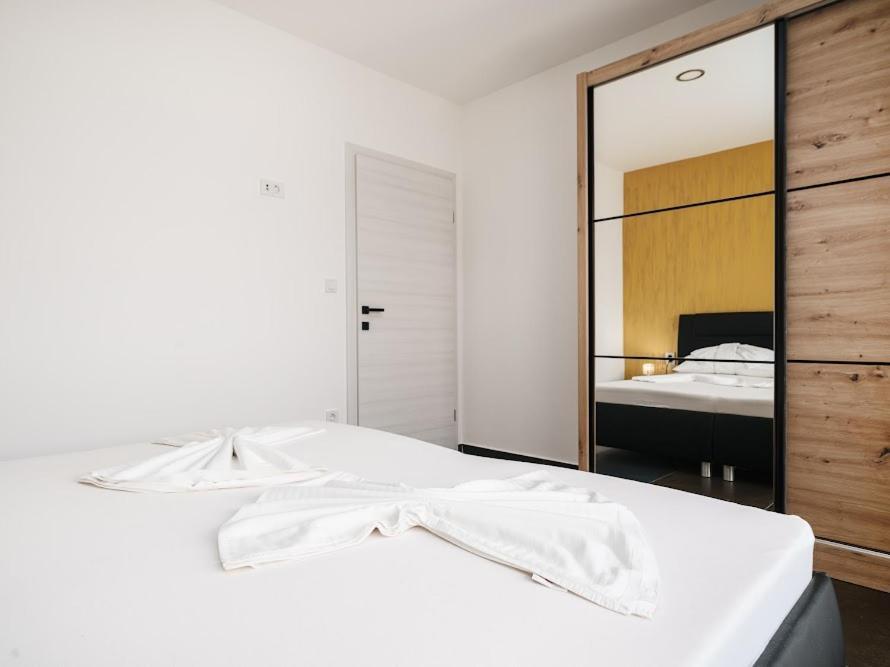 Luxury Apartments-La Dino Maky Vodice Rom bilde