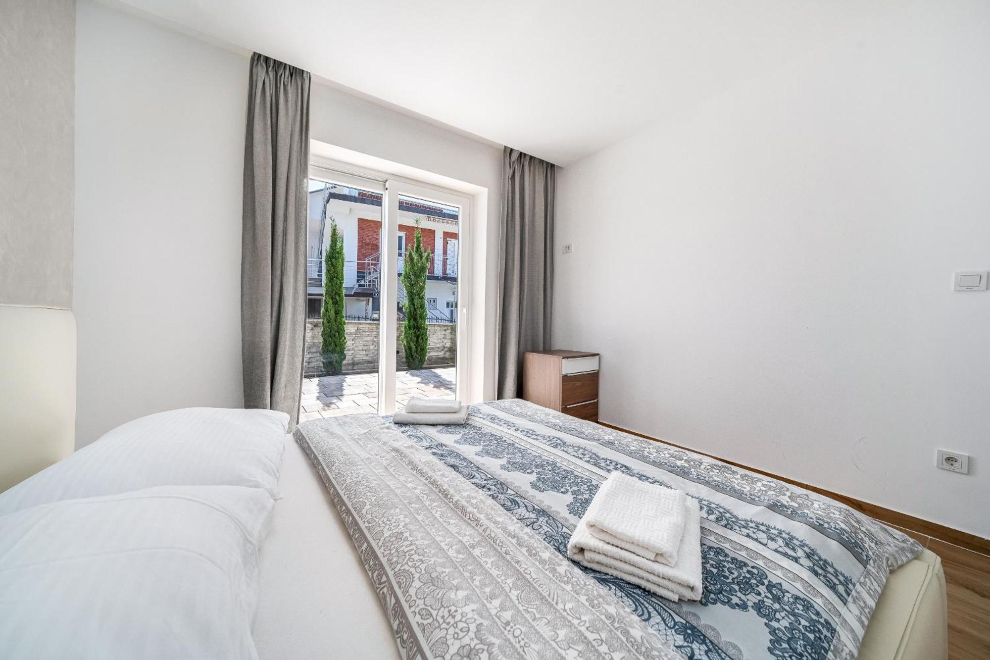 Luxury Apartments-La Dino Maky Vodice Rom bilde